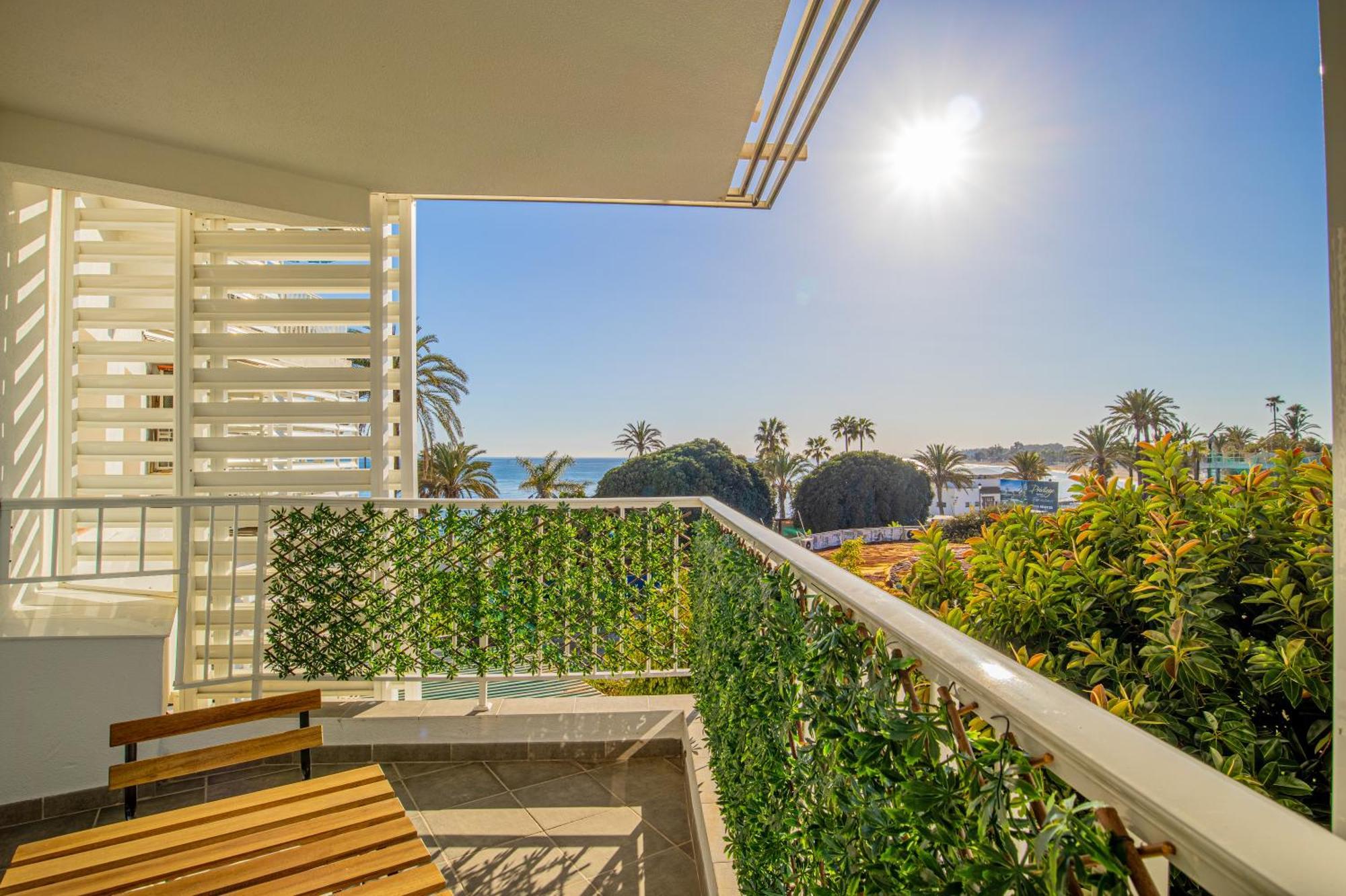 Buenti Apartments Beach Beautiful View Marbella Exterior photo